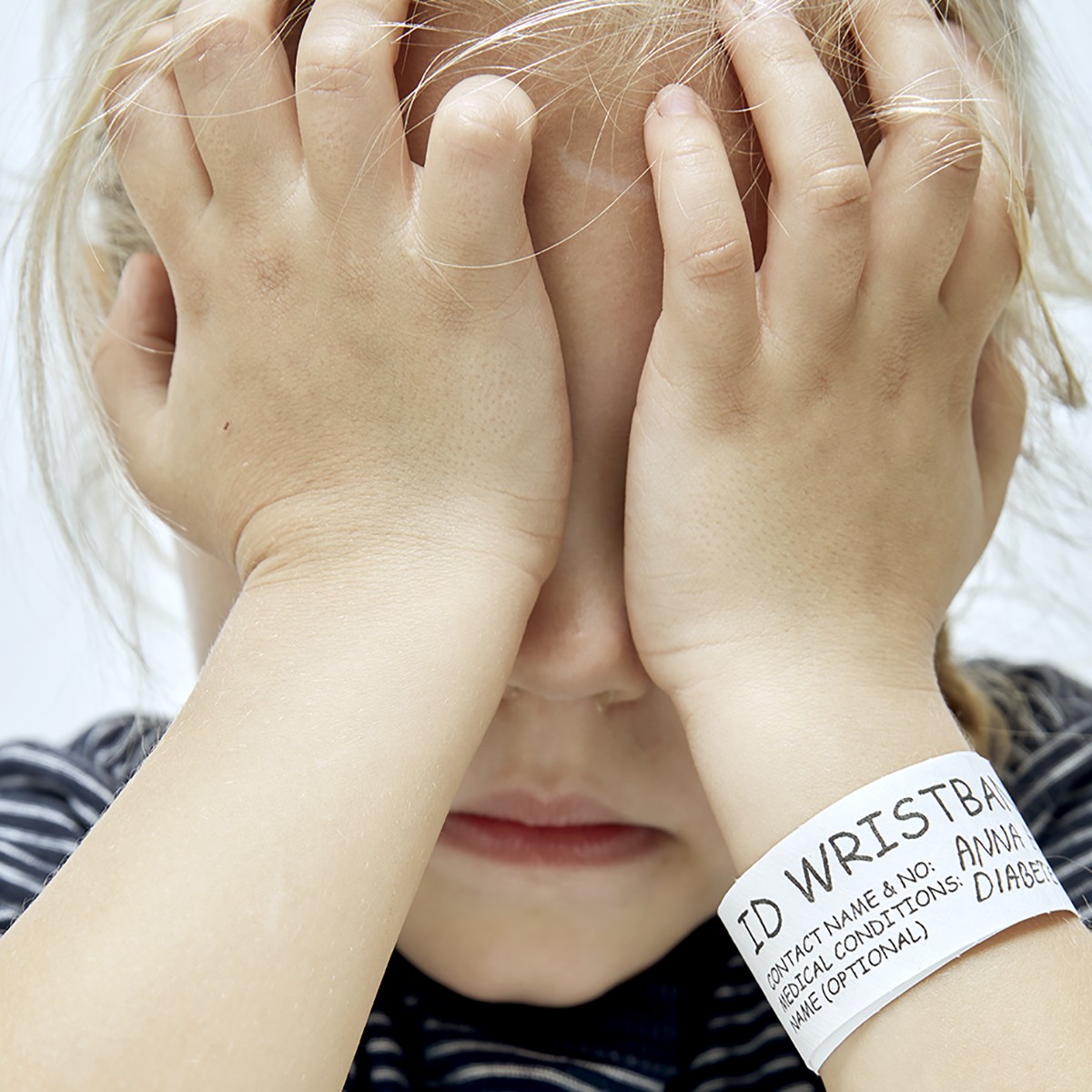 Pulsera chapa identificativa pequeña para niños y cinta de color