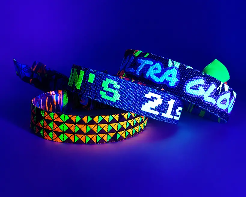 pulseras para festivales con efecto luminoso