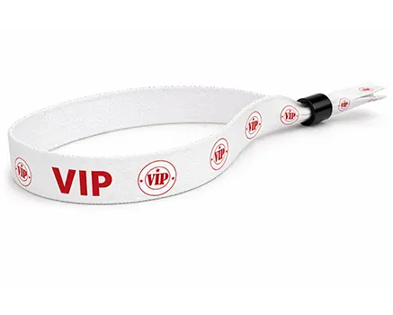 Pulseras para festivales VIP con texto rojo